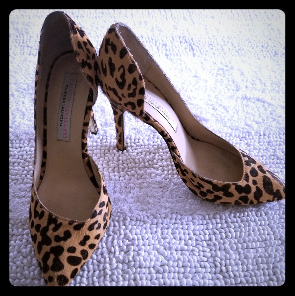 Chinese Laundry leopard pumps
